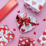 Os 25 Melhores Presentes para o Dia dos Namorados em 2024: Caixa de Som, Kindle e mais!