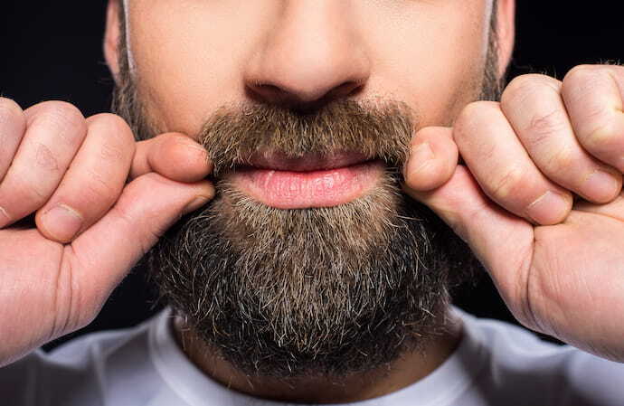Homem com barba