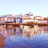 O que fazer em Portugal: na cidade de Lagos, Nazaré e muito mais!