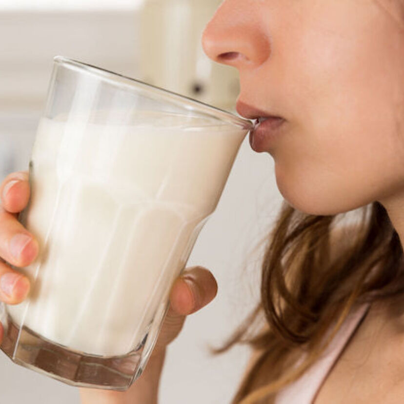 Os 10 melhores leites desnatados de 2023: Molico, Piracanjuba e mais!