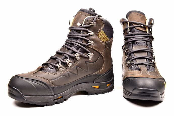 Bota Caterpillar Robust em Couro - Cinza em Promoção na Americanas