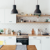 Iluminação de cozinha: dicas para cozinha pequena, industrial e mais!