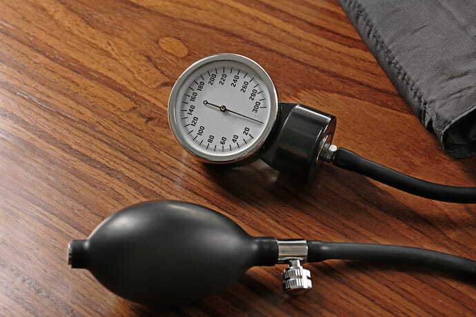 Medidor de pressão arterial analógico