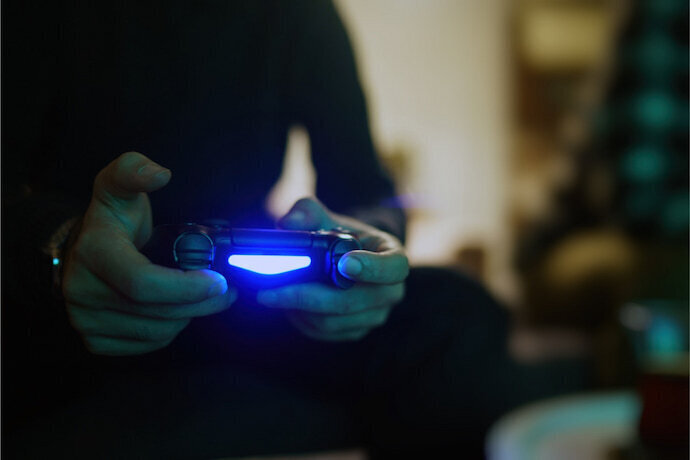 Controle de PS4 brilhando