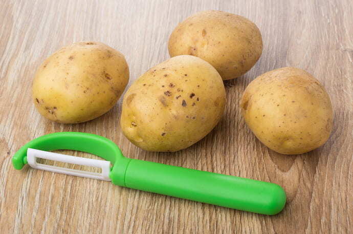Descascador de legume e batatas
