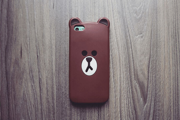 Capa de iphone com tema de urso