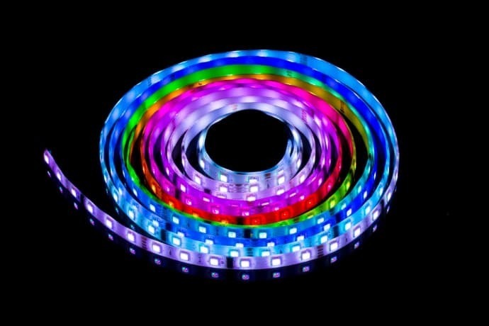 Tira de luzes de led RGB brilhantes