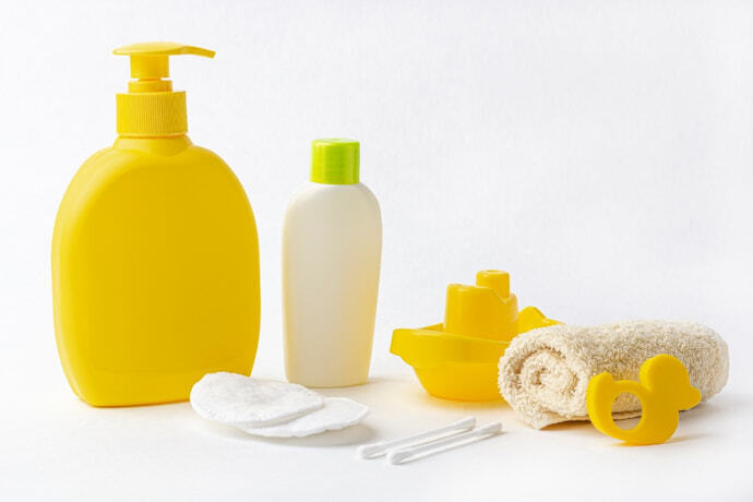 Shampoos infantis e outros itens de banho
