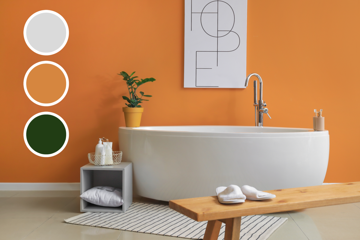 Banheiro simples com parede laranja de contraste