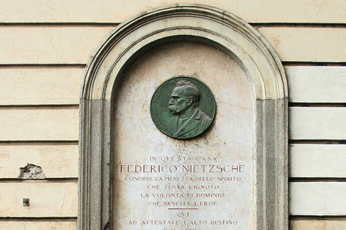 Placa comemorativa de Nietzsche