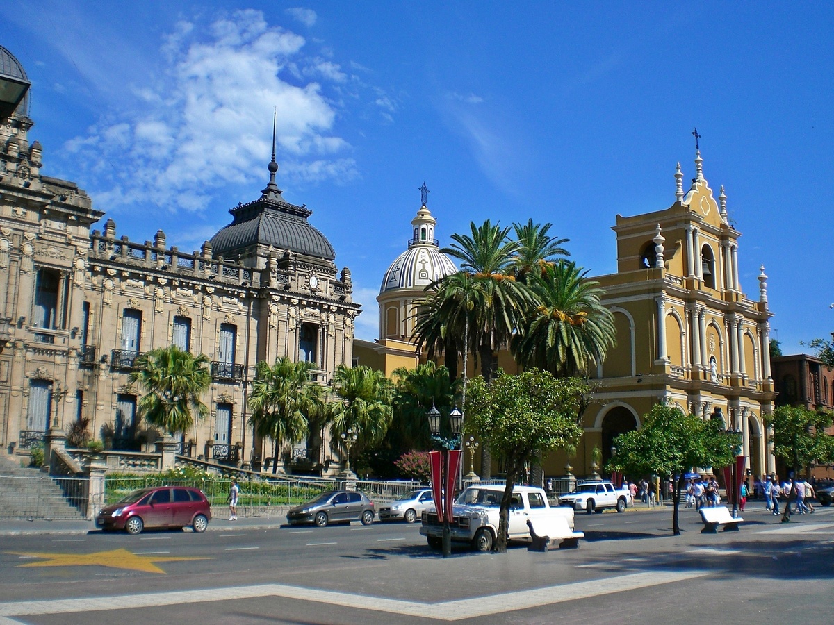 Edifício histórico no centro de San Miguel de Tucumán