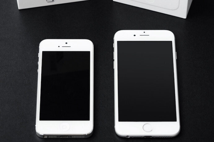 Dois iPhones